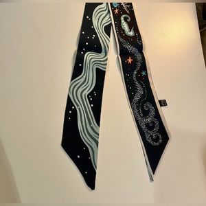 Long Twilly for your longer handled bags!